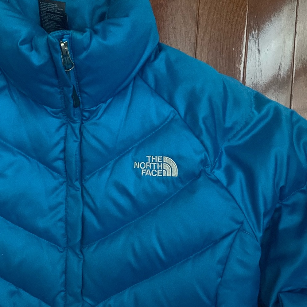 The North Face Aconcagua Down Women’s 550 Jacket - Picture 3 of 16